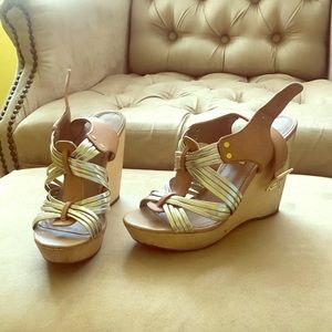 Summer perfect wedges